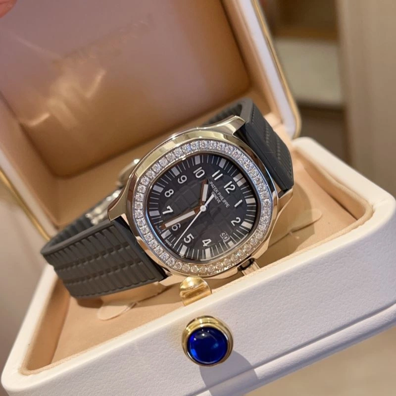 PATEK PHILIPPE Watches Neat 194447