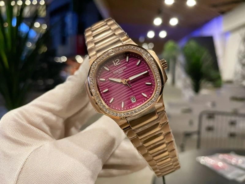 Neat PATEK PHILIPPE Watches 194437