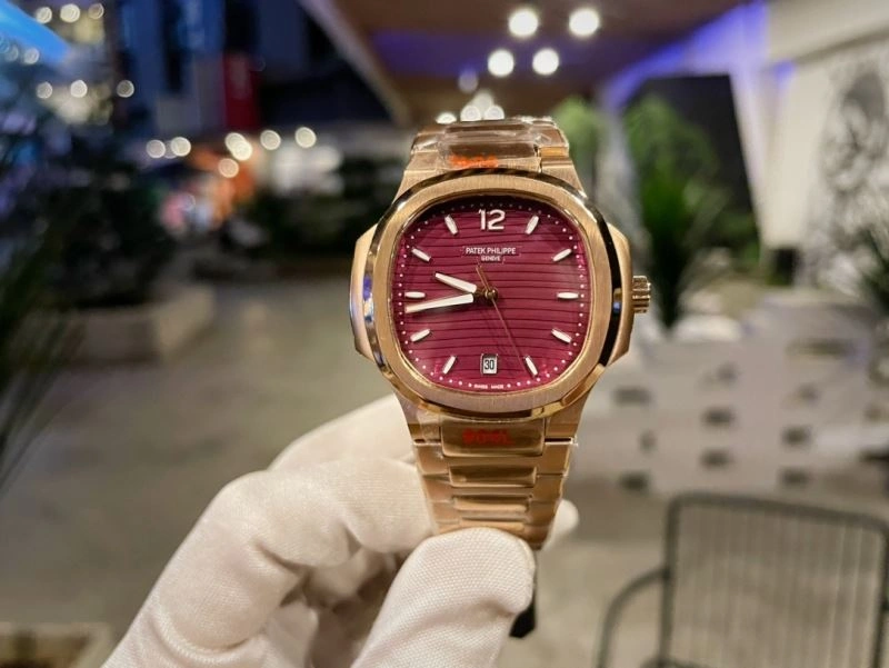 Neat PATEK PHILIPPE Watches 194437
