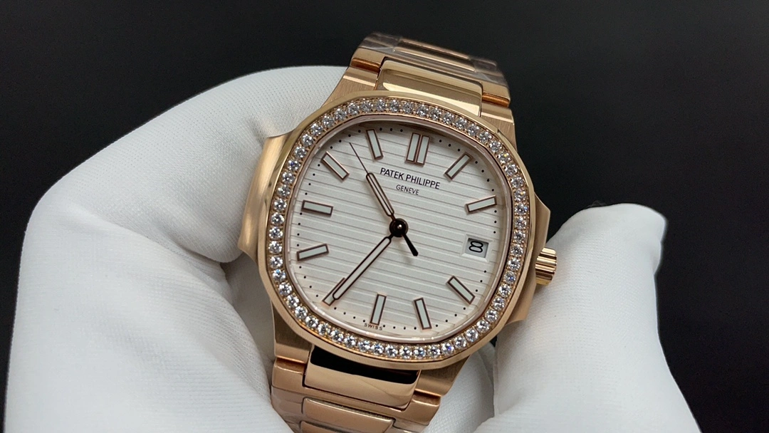 Colorful PATEK PHILIPPE Watches 194330