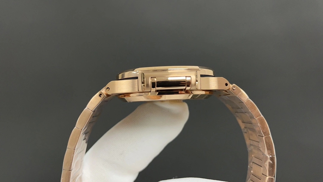 Colorful PATEK PHILIPPE Watches 194330