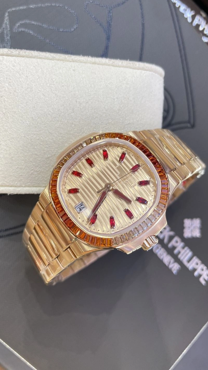 PATEK PHILIPPE Watches UrbanChic 195790