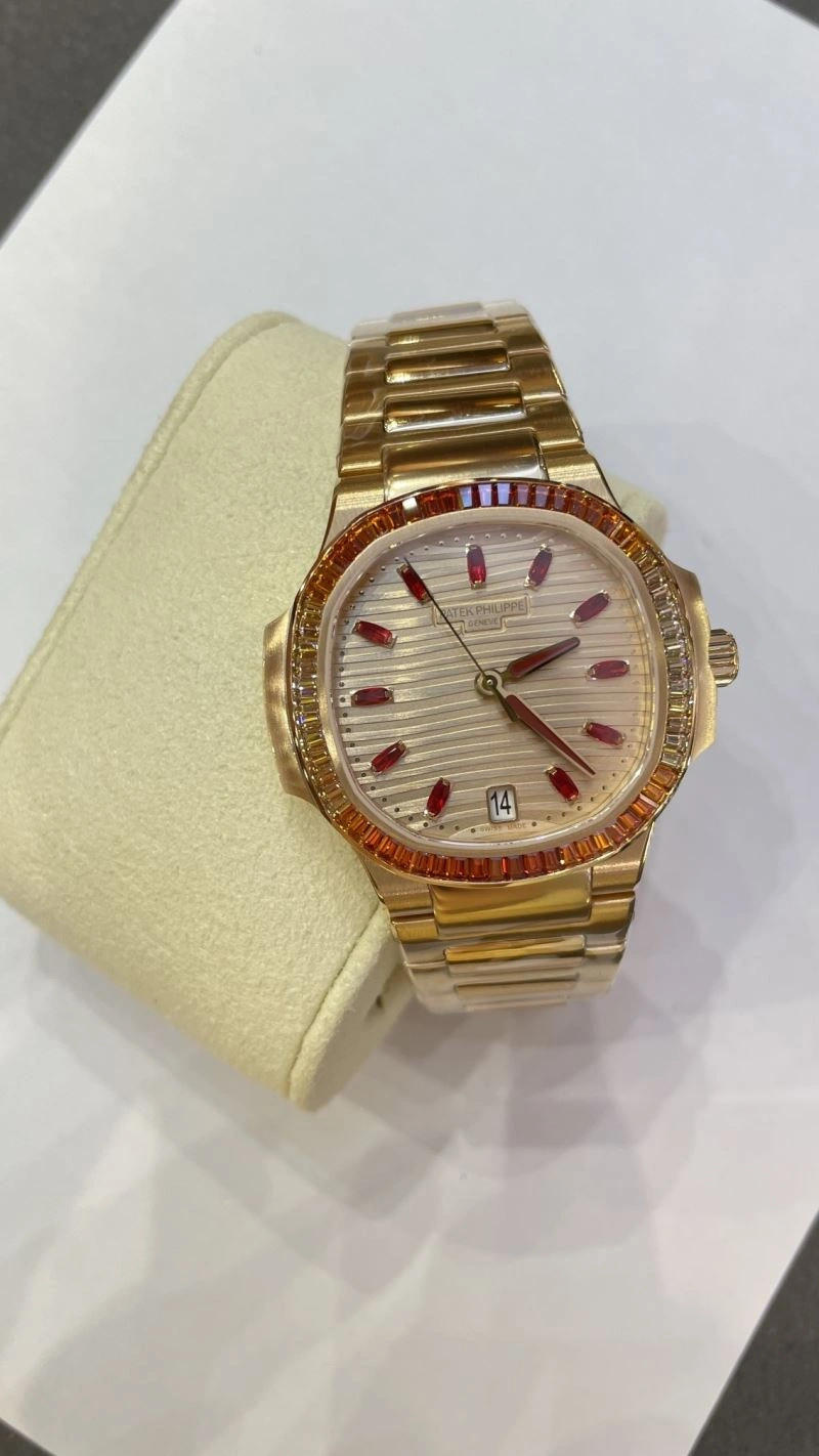 PATEK PHILIPPE Watches UrbanChic 195790