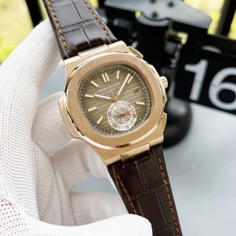 Compact PATEK PHILIPPE Watches 195758