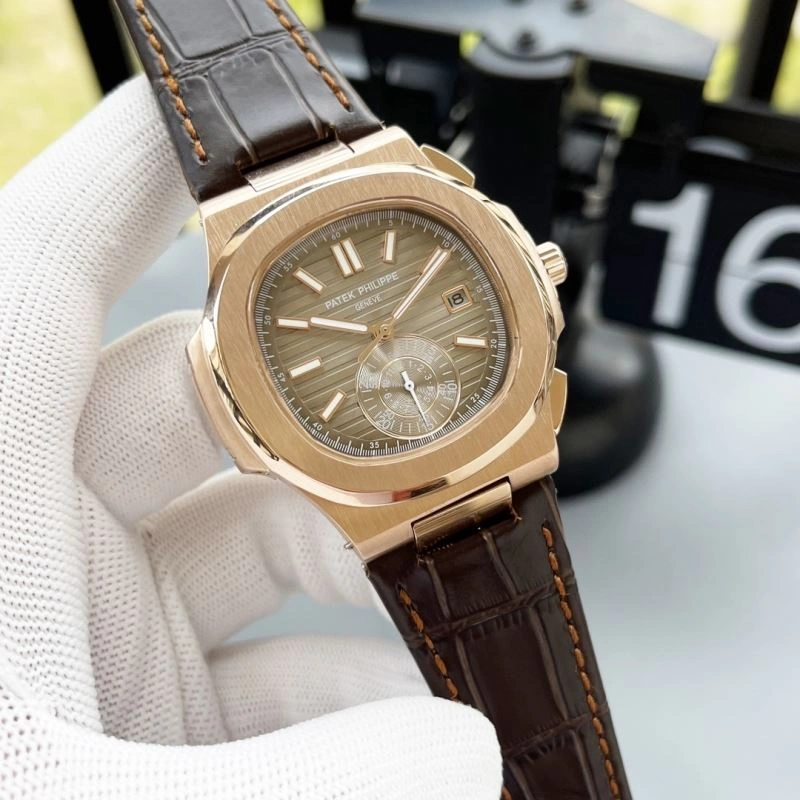 Compact PATEK PHILIPPE Watches 195758