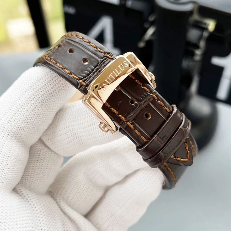 Compact PATEK PHILIPPE Watches 195758