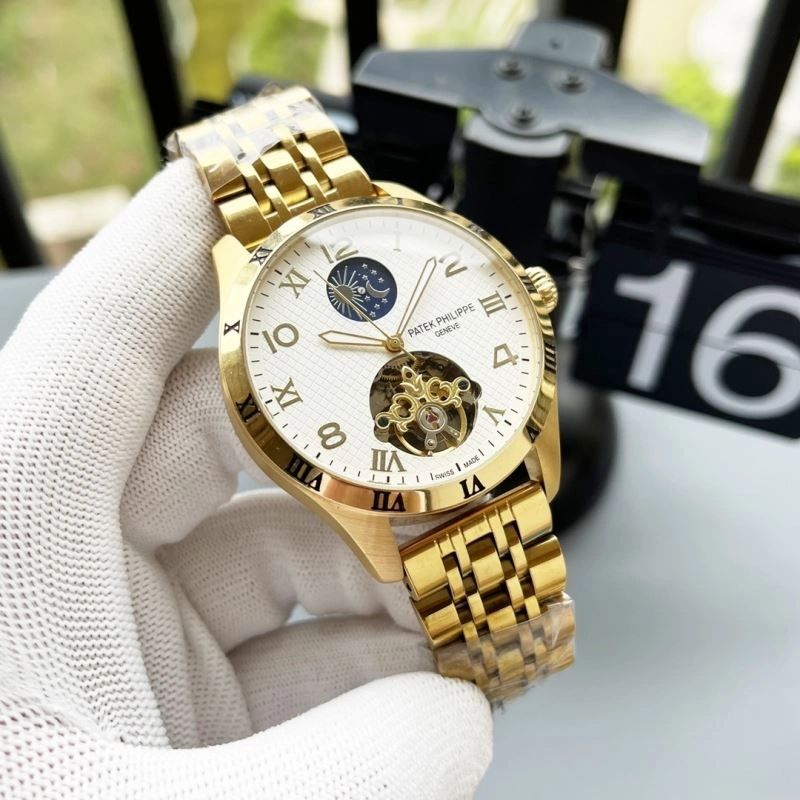 Snug PATEK PHILIPPE Watches 195751