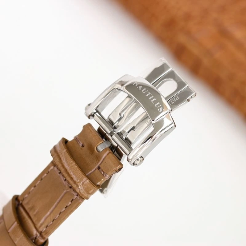 Vibrant PATEK PHILIPPE Watches 195665