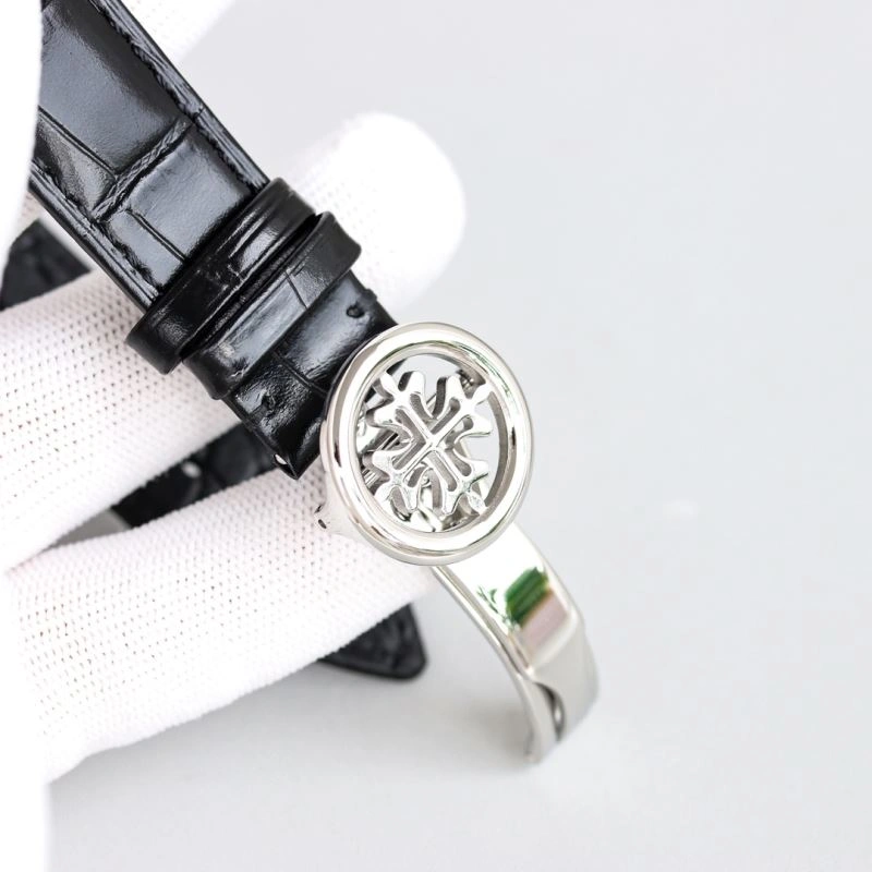 UrbanChic PATEK PHILIPPE Watches 195642