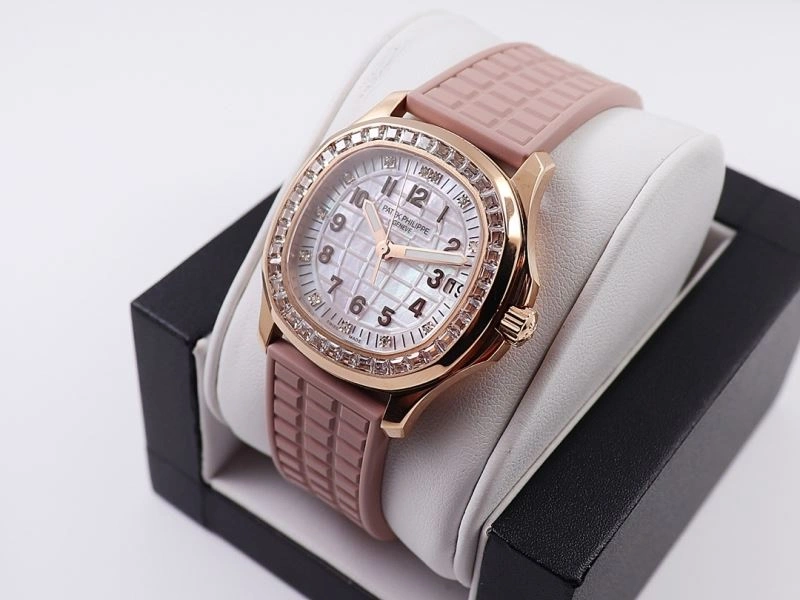 Colorful PATEK PHILIPPE Watches 195612