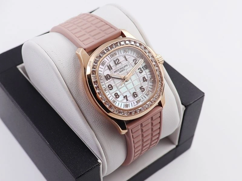 Colorful PATEK PHILIPPE Watches 195612