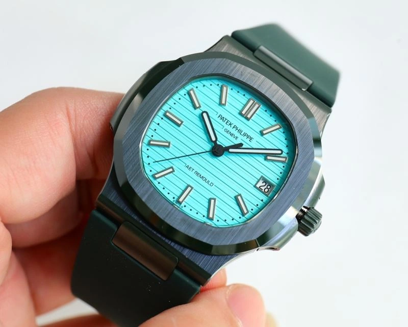 UrbanChic PATEK PHILIPPE Watches 195600