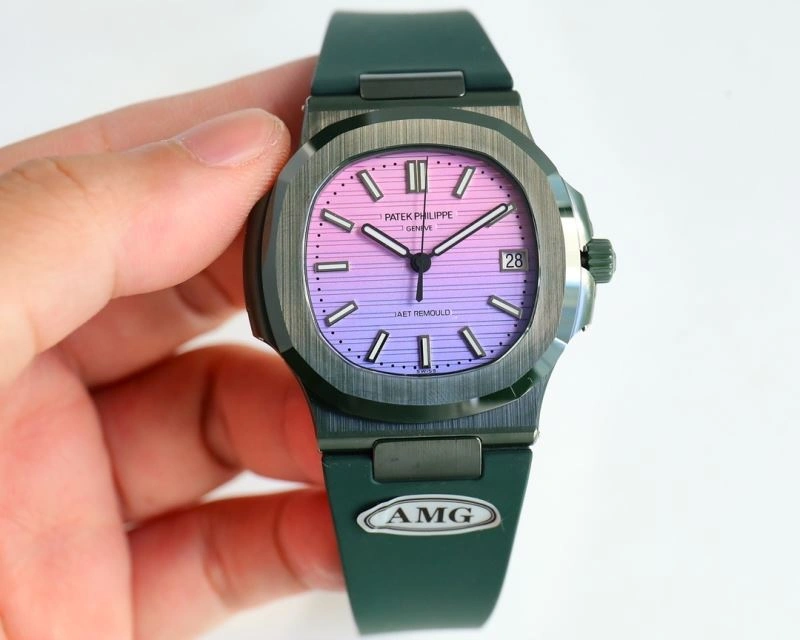 UrbanChic PATEK PHILIPPE Watches 195600