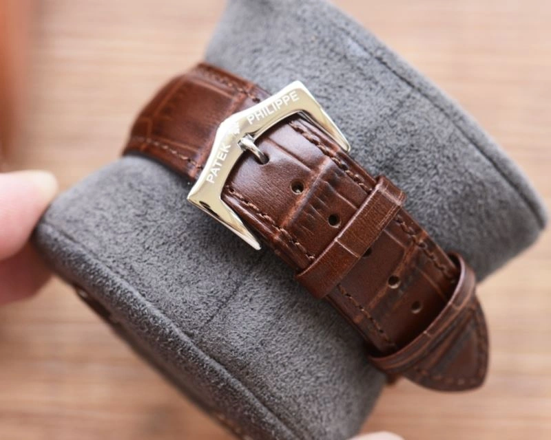 Seasonal PATEK PHILIPPE Watches 195550