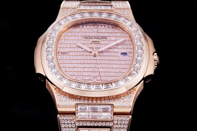 Minimalist PATEK PHILIPPE Watches 195511