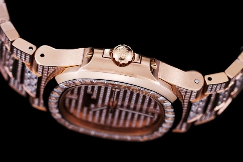 Minimalist PATEK PHILIPPE Watches 195511