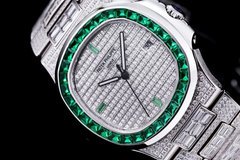 Functional PATEK PHILIPPE Watches 195513