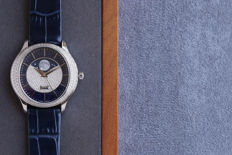 PIAGET Watches Cozy 198590