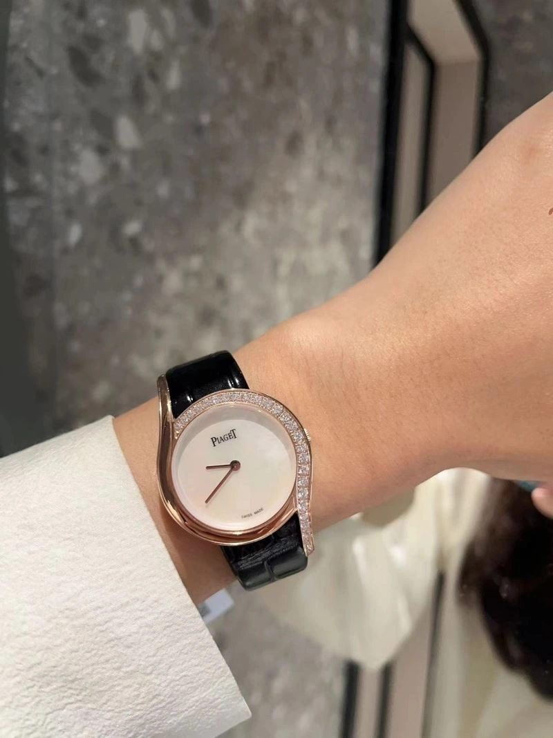 PIAGET Watches Chic 198517