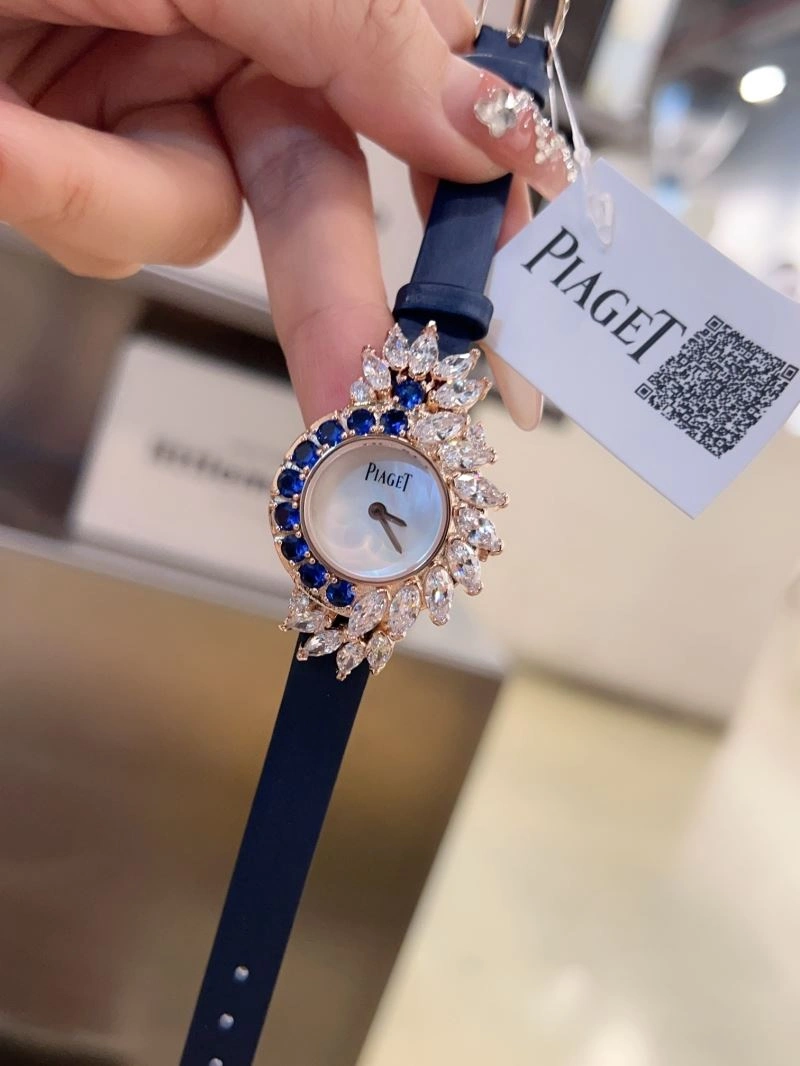 Sporty PIAGET Watches 198428