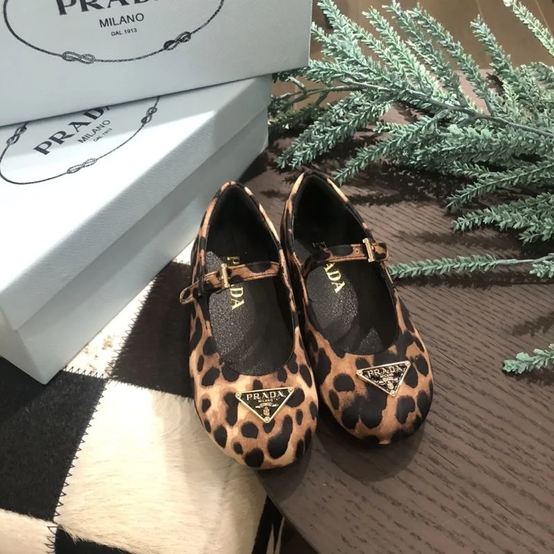 Supportive PRADA SHOES 29447