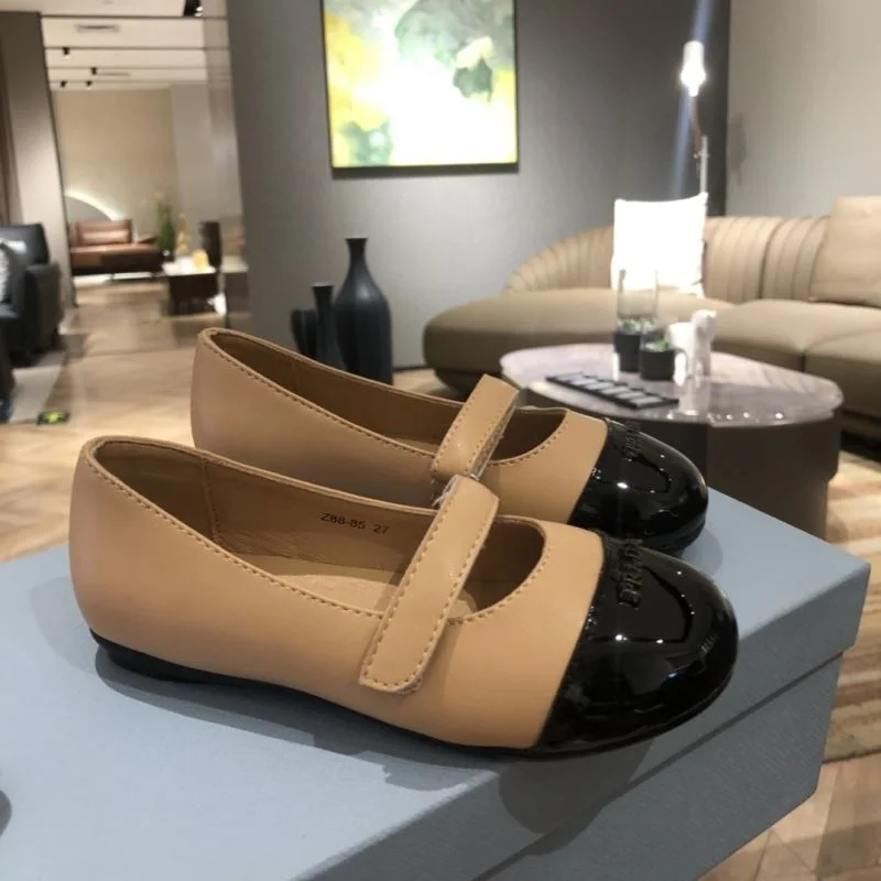 Versatile PRADA SHOES 30141