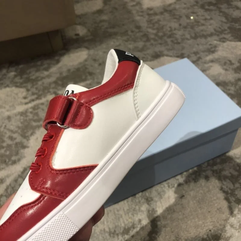 OdorResistant PRADA SHOES 30142