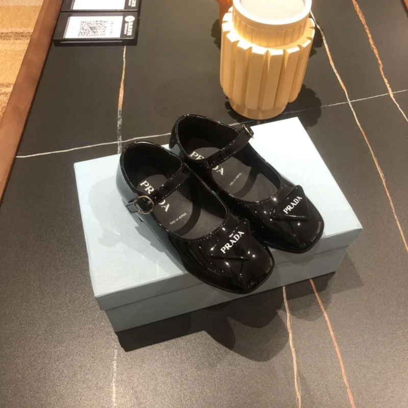 PRADA SHOES UrbanStyle 30137