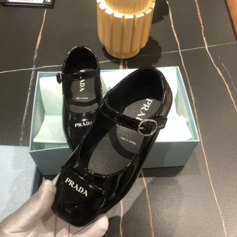 PRADA SHOES UrbanStyle 30137