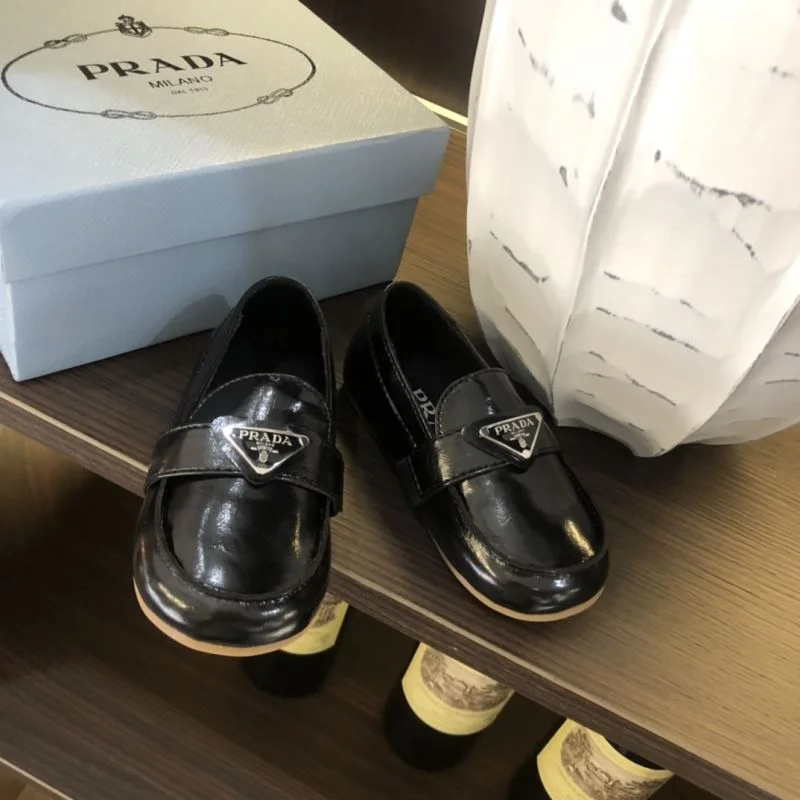 Seasonal PRADA SHOES 30004