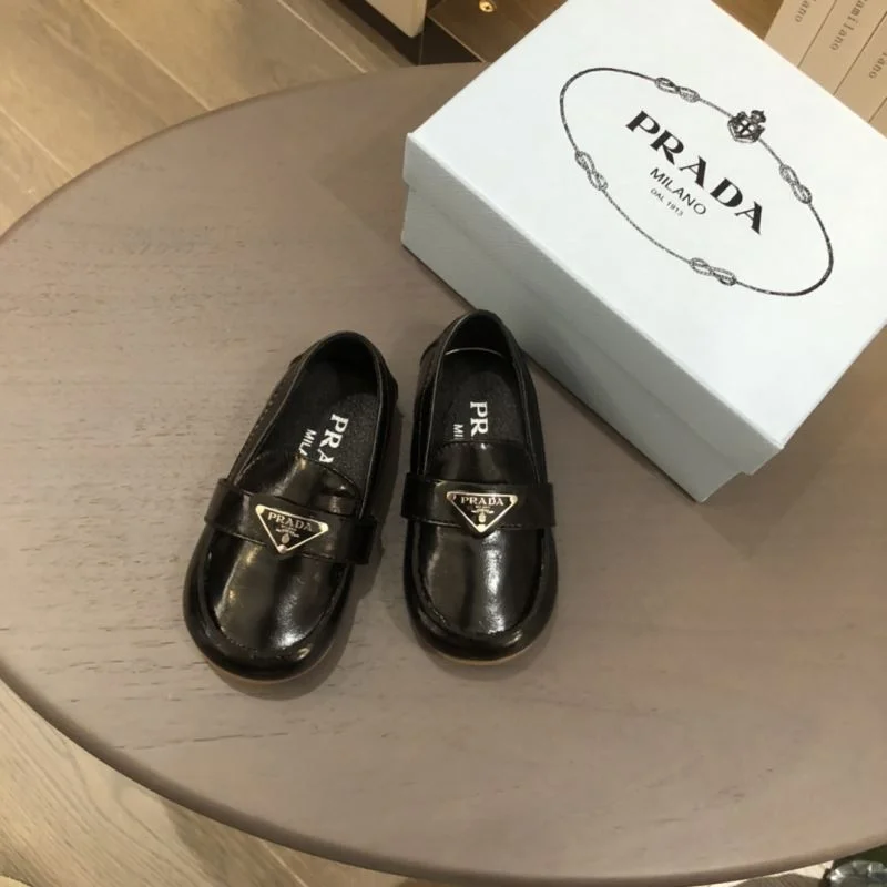 Seasonal PRADA SHOES 30004
