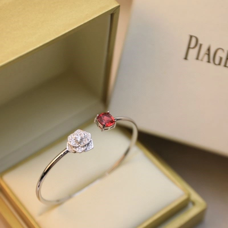 Piaget Bracelets ComfortFit 210496