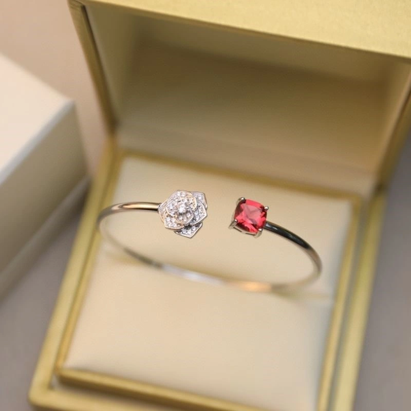 Piaget Bracelets ComfortFit 210496