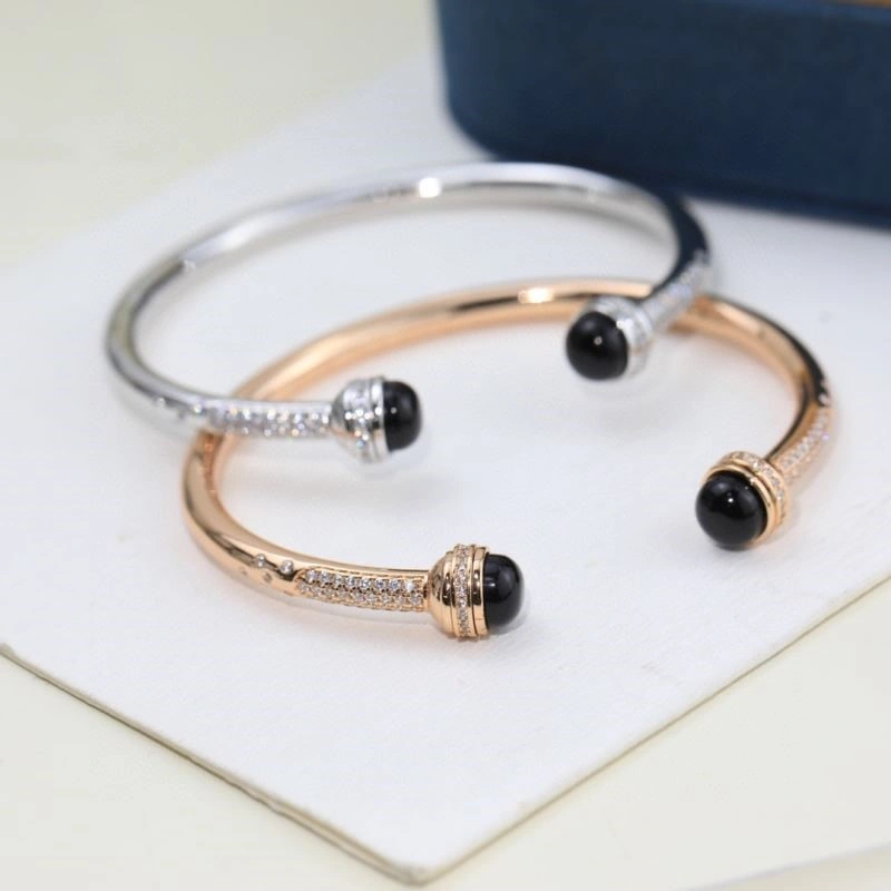 Piaget Bracelets WellDesigned 210479