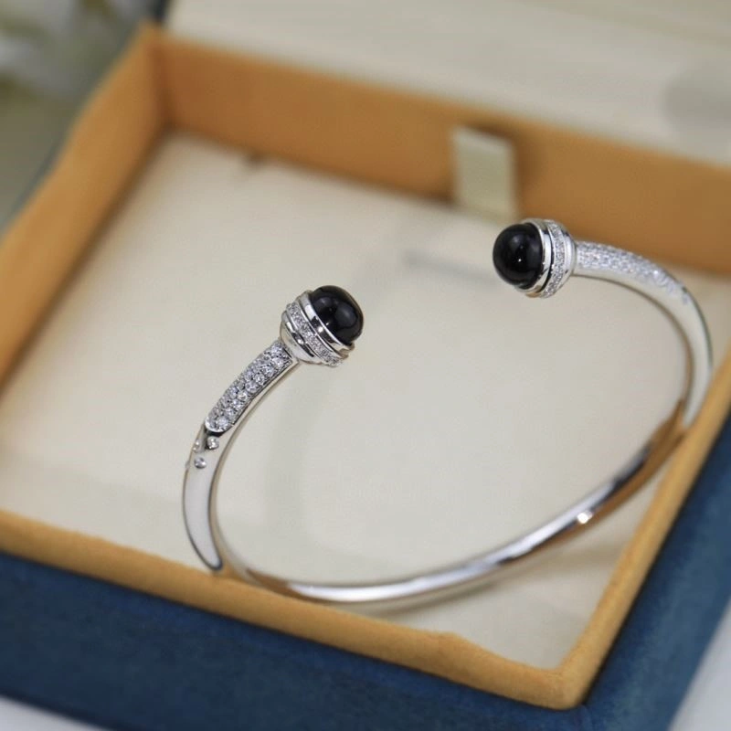 Piaget Bracelets WellDesigned 210479
