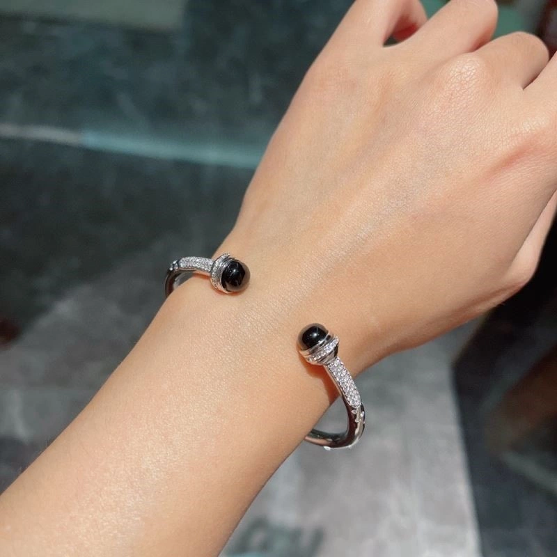 Piaget Bracelets WellDesigned 210479