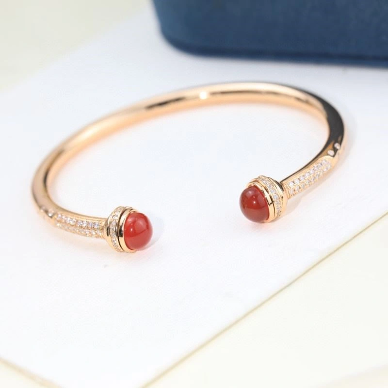 Piaget Bracelets Practical 210487