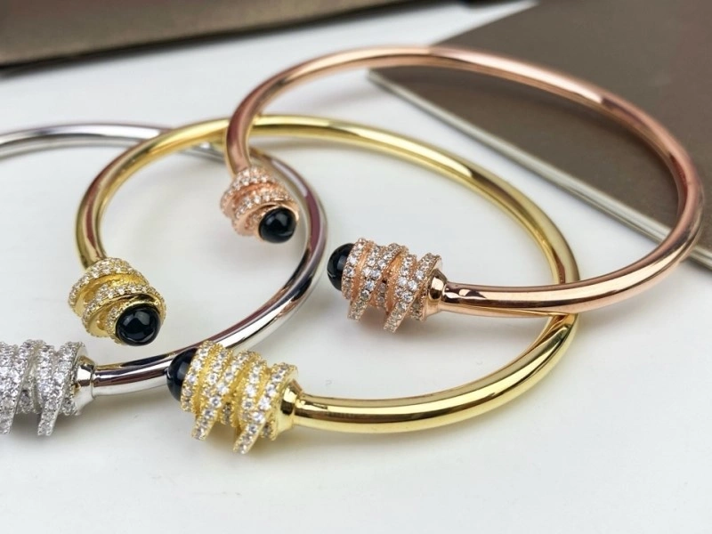 Bold Piaget Bracelets 208514