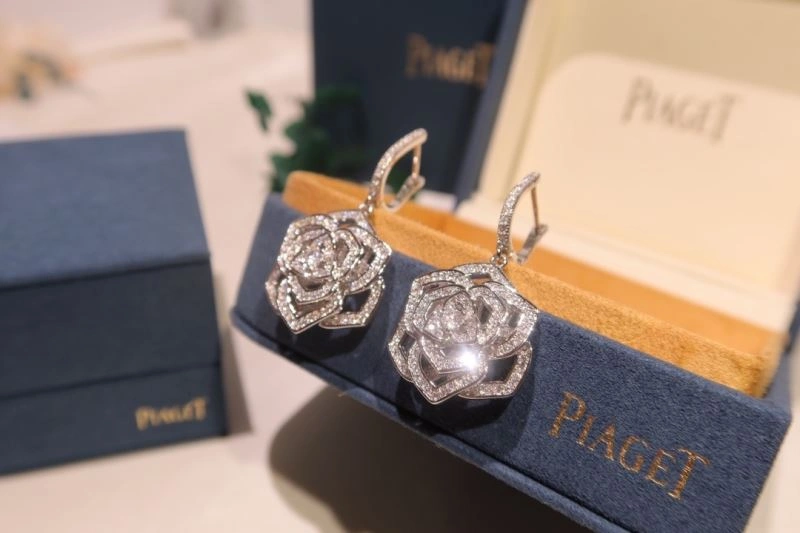 Piaget Earrings Resilient 213840