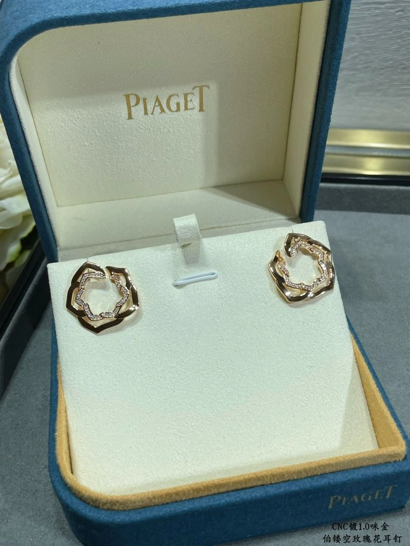 TimelessDesign Piaget Earrings 211784
