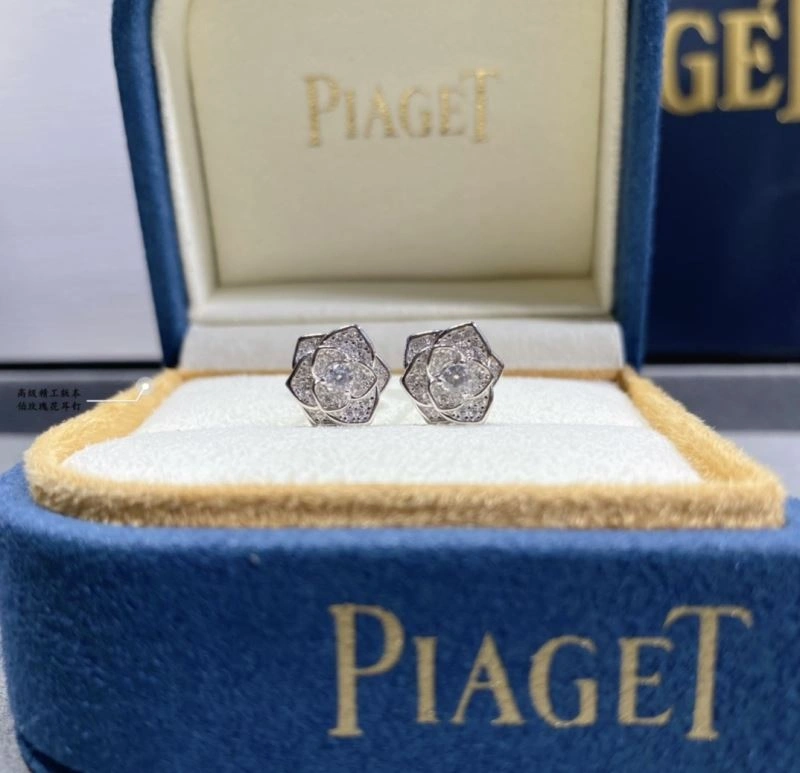 Piaget Earrings Vibrant 211790