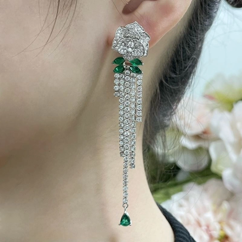 Cozy Piaget Earrings 211815