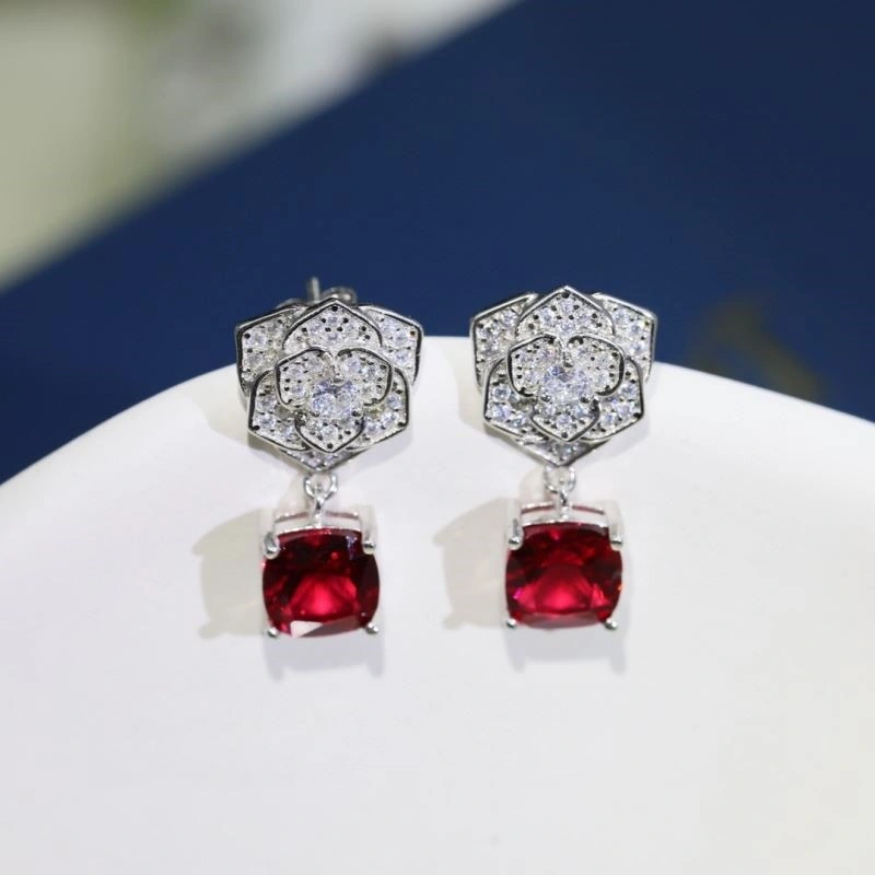 Bright Piaget Earrings 210481