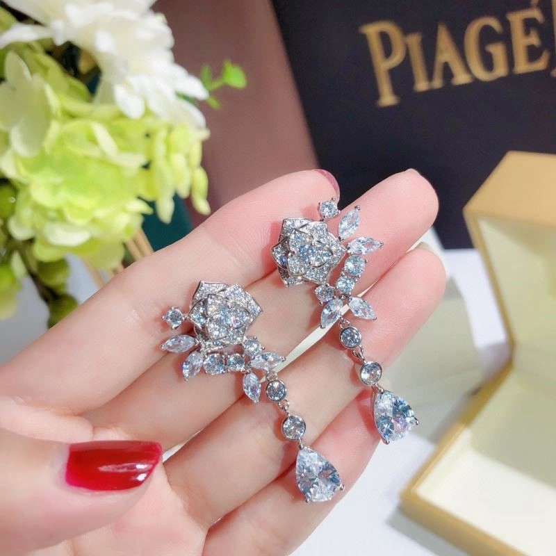 Effortless Piaget Earrings 209713