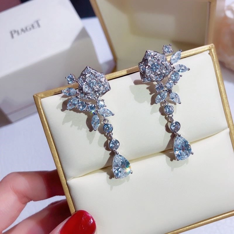 Effortless Piaget Earrings 209713