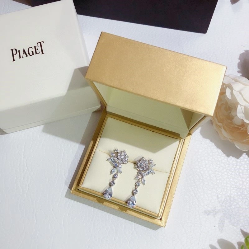 Effortless Piaget Earrings 209713