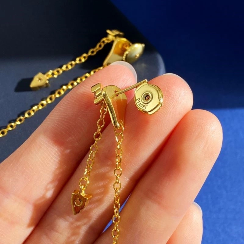 SoftTouch Piaget Earrings 209170