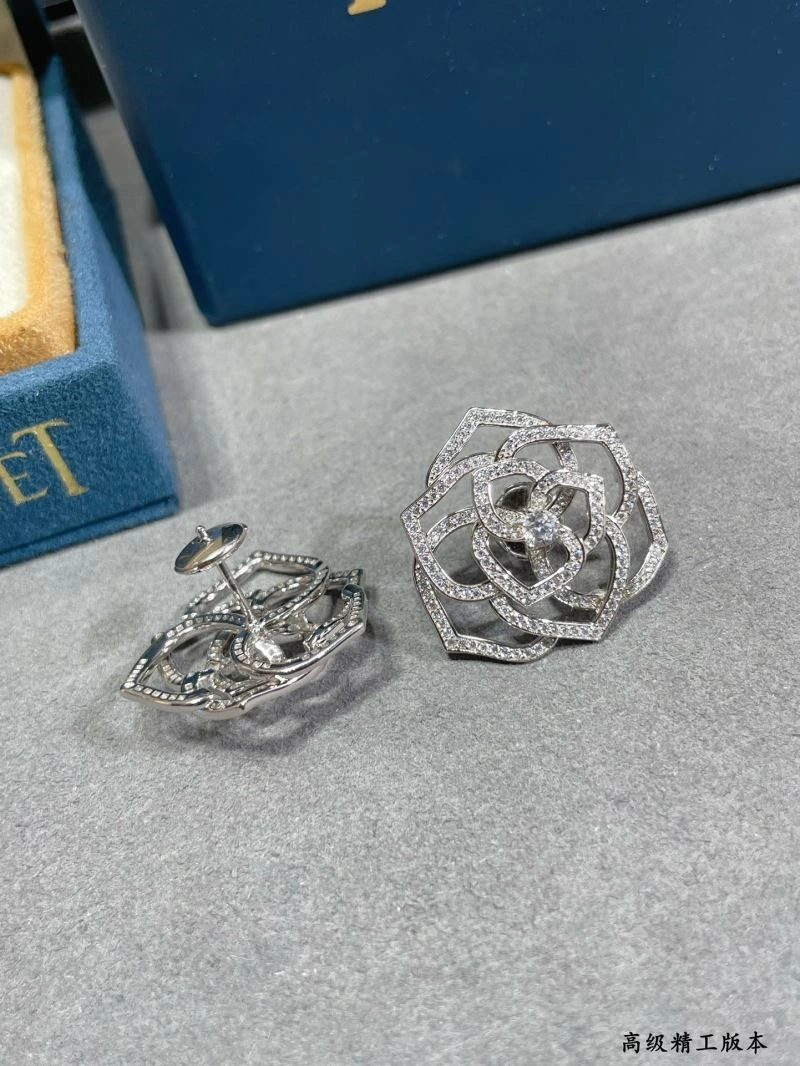 SoftTouch Piaget Earrings 209157