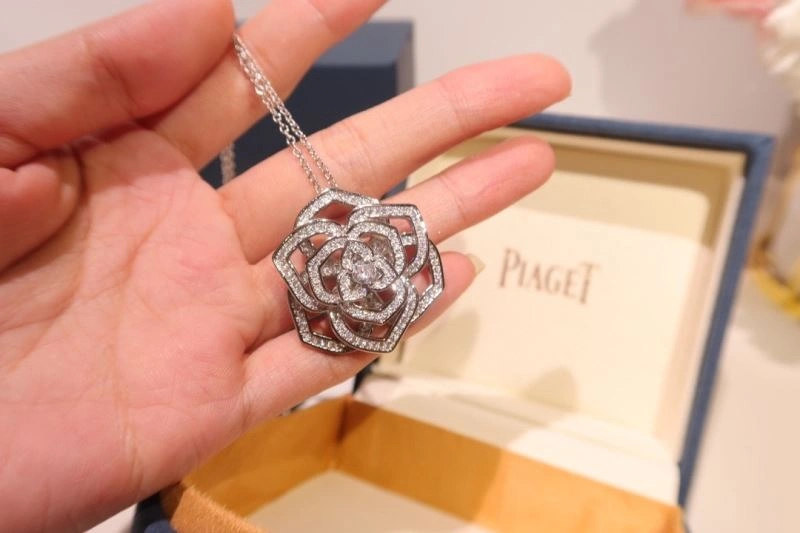 Reliable Piaget Necklaces 213839
