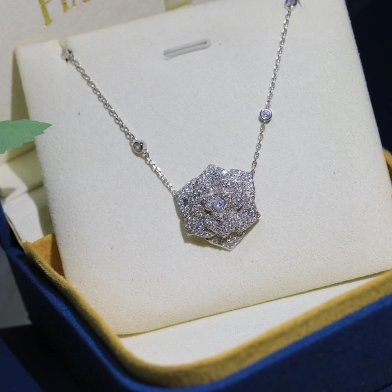 Chic Piaget Necklaces 213834